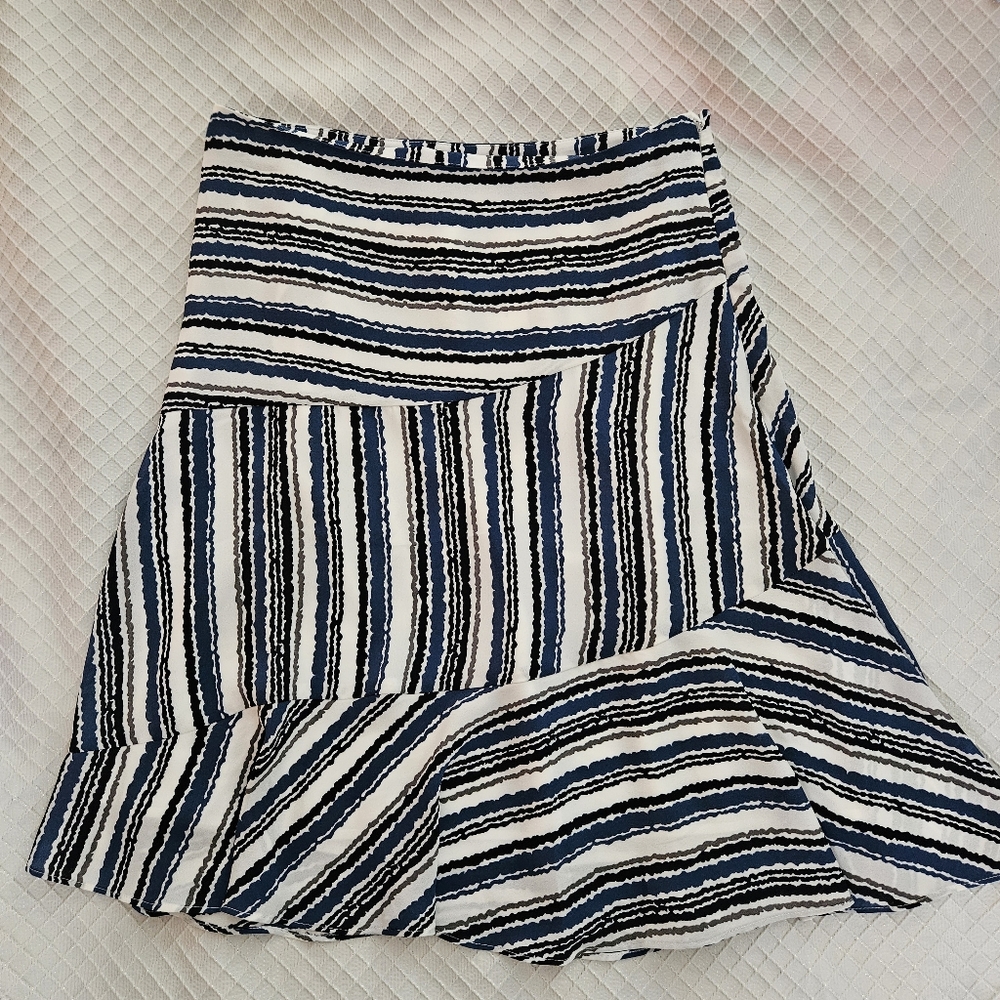 NWT LOFT Striped Blue, Black and White Flounce Skirt - Picture 6 of 12